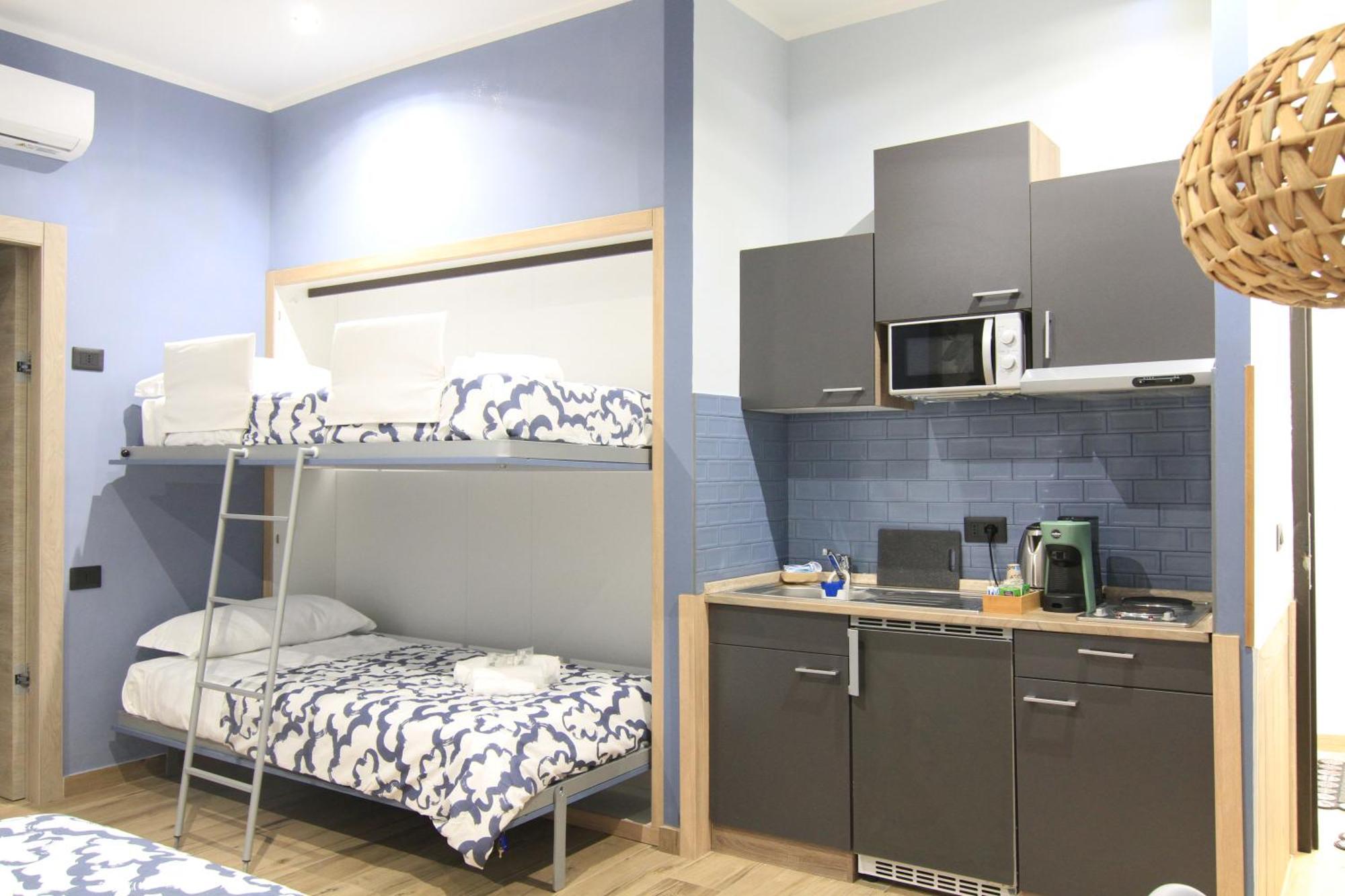 Helle Hus Guest House - 200M From Piazza Bologna Metro And 10 Minutes From The Colosseum Exteriér fotografie