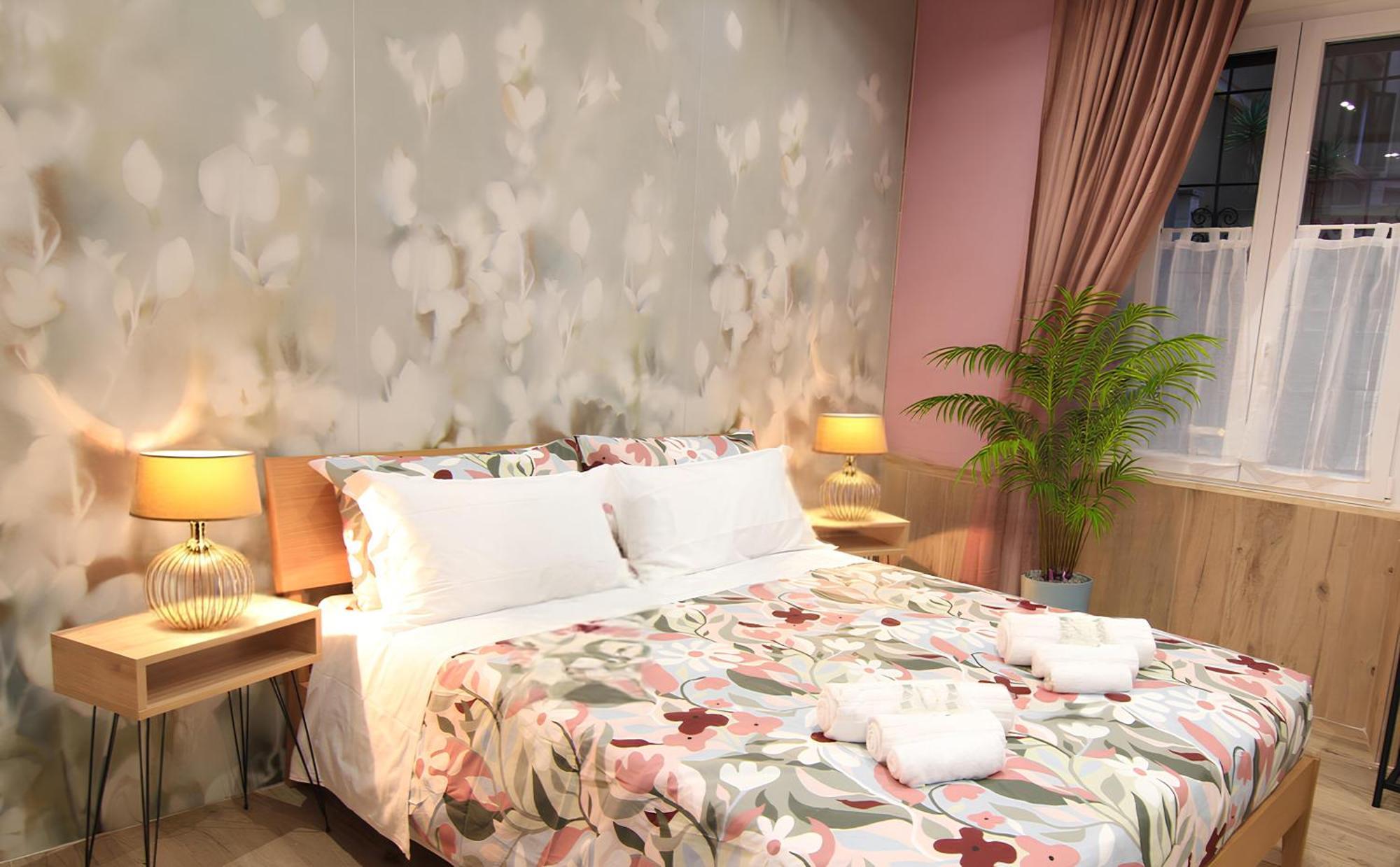 Helle Hus Guest House - 200M From Piazza Bologna Metro And 10 Minutes From The Colosseum Exteriér fotografie